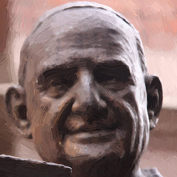 Statua di Papa Giovanni XXIII con colomba