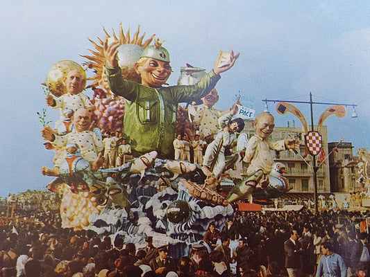 Avanzini: satira, pittura e carnevale, cento anni di genio viareggino