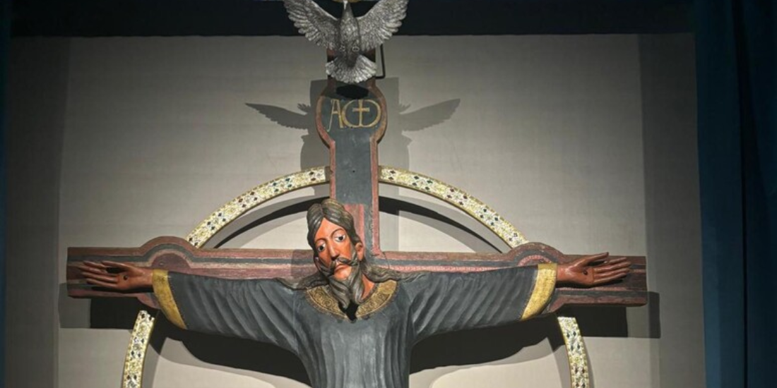 Uno dei crocifissi più antichi d’Europa riappare nel suo splendore: il Volto Santo di Lucca