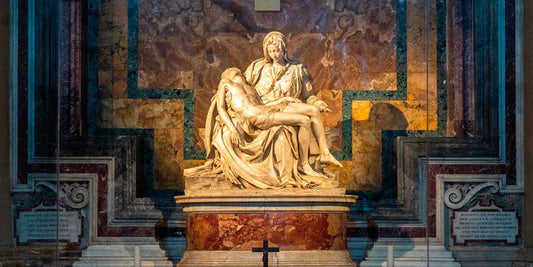 Pietà di Michelangelo: perché la Madonna è più grande
