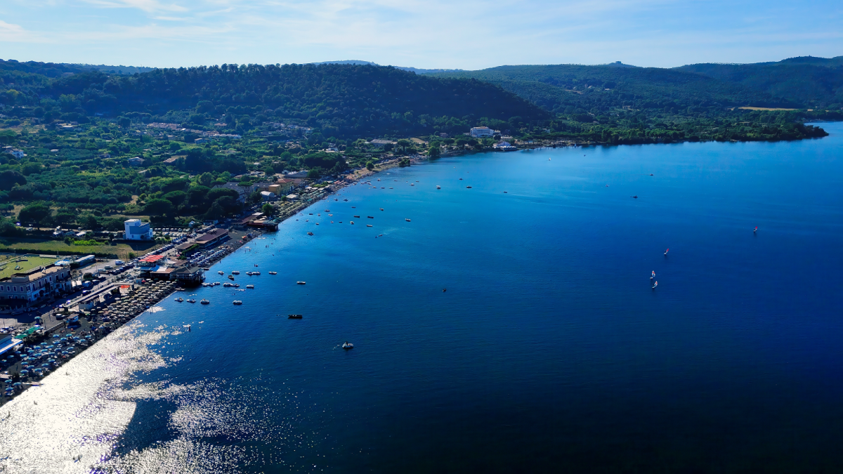 Aerial view of Lake Bracciano, Rome – Trizio Editore