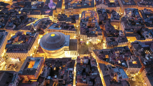 Night view of Piazza della Rotonda, Rome