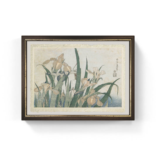 fiori di iris e cavalletta di katsushika hokusai su carta amalfi
