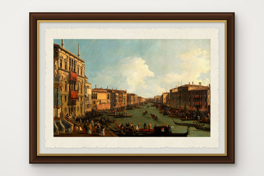 Stampa su carta di Amalfi incorniciata della Regata sul Canal Grande a Venezia, dipinta da Canaletto verso il 1735, con Palazzo Balbi, le barche da parata e la folla; cornice marrone scuro fatta a mano, con vetro