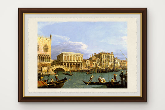 Stampa su carta di Amalfi incorniciata della Riva degli Schiavoni a Venezia, dipinta da Canaletto alla fine degli anni Trenta del Settecento, con il Palazzo Ducale, le Prigioni e Palazzo Dandolo; cornice marrone scuro fatta a mano, con vetro