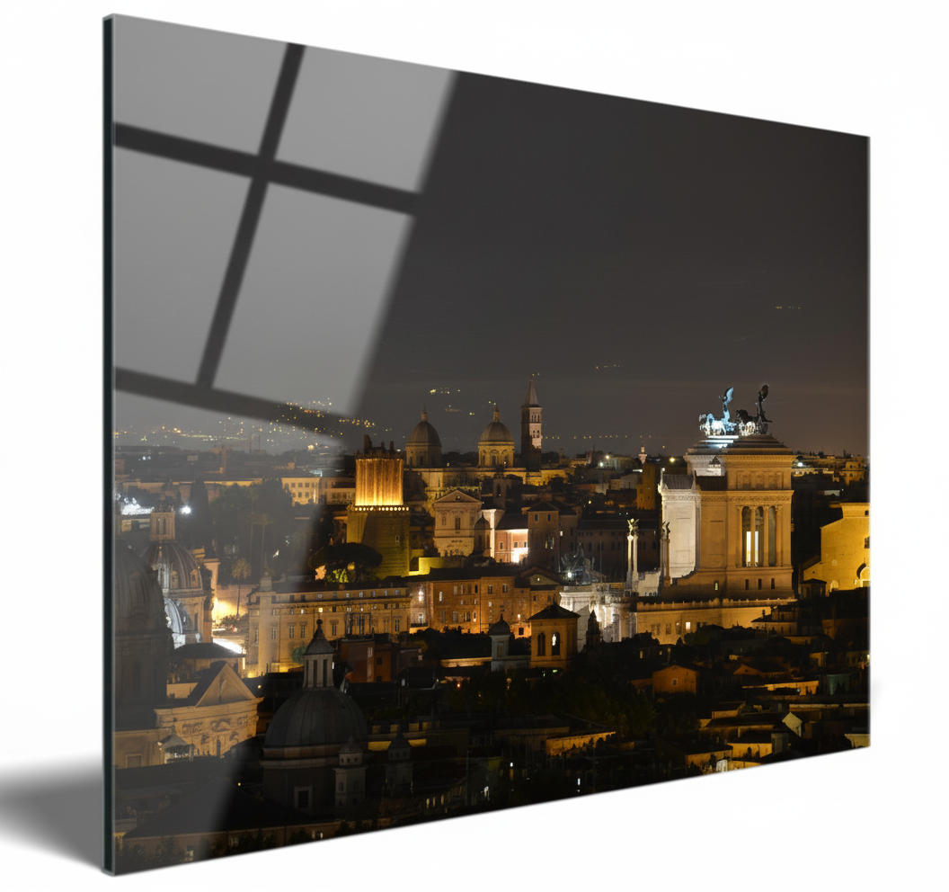 Night view of the Altar of the Fatherland, Rome